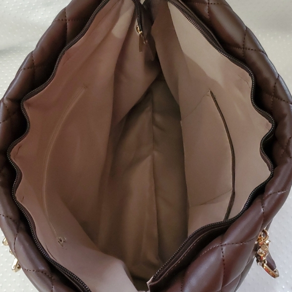 FREE SHIPPING 💕 QUILTED TOTE BAG - Picture 6 of 6